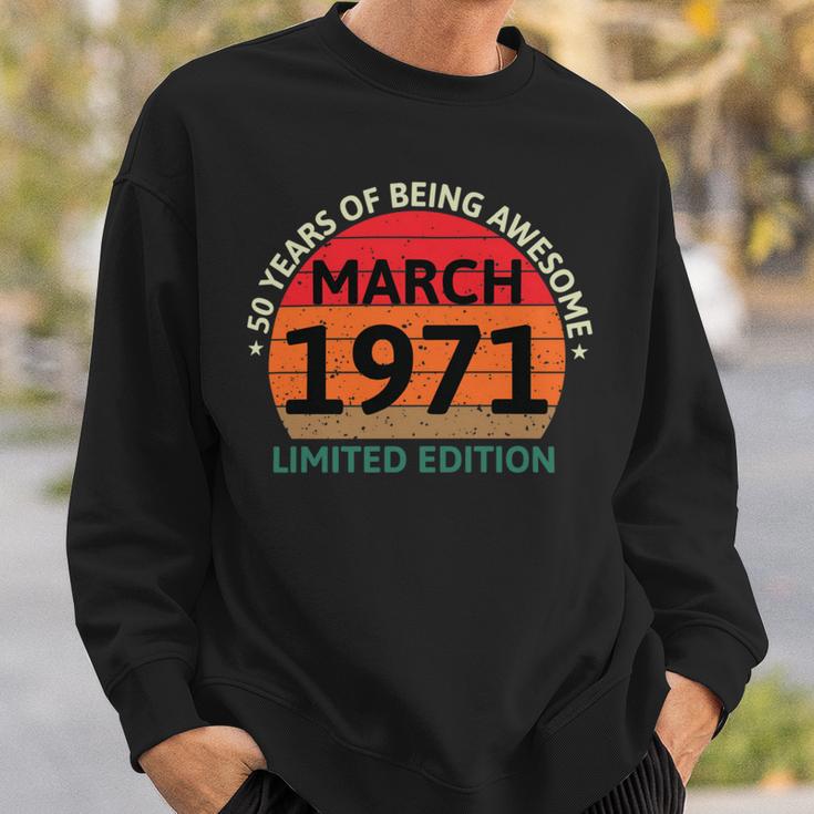 March 1971 50 Years Old Retro Vintage 50Th Birthday Sweatshirt Gifts for Him