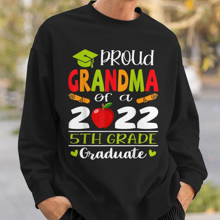 Proud Grandma Of A Class Of 2022 5Th Grade Graduate Sweatshirt Gifts for Him