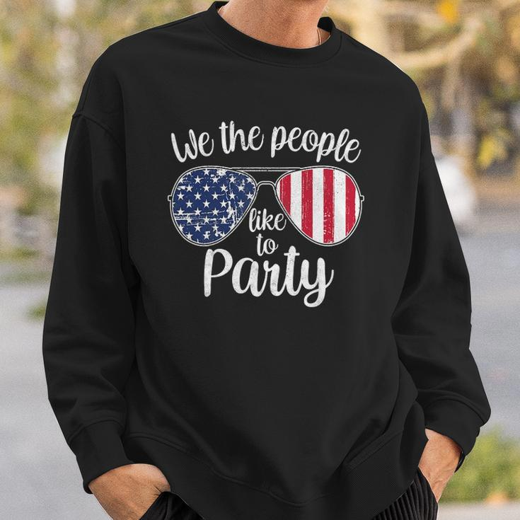 Womens We The People Like To Party American Flag Sunglasses Vintage Sweatshirt Gifts for Him