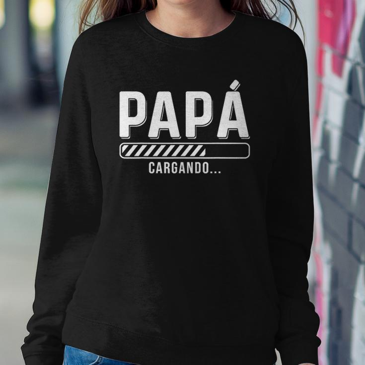 Camiseta En Espanol Para Nuevo Papa Cargando In Spanish Sweatshirt Gifts for Her