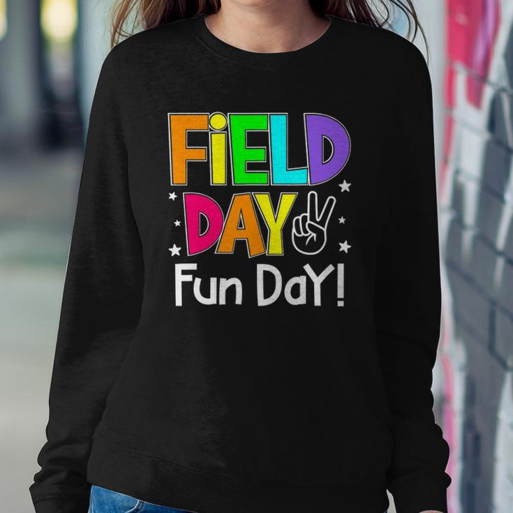 Men Field Trip Fun Day 2022 For Adults Teacher Math Teacher Sweatshirt Gifts for Her