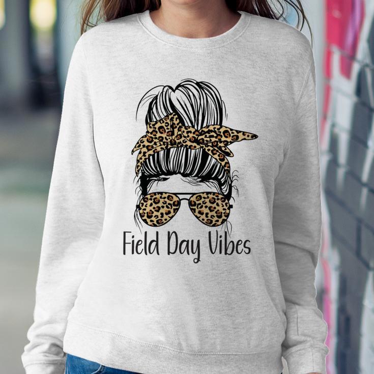 Happy Field Day Field Day Tee Kids Graduation School Fun Day V11 Sweatshirt Gifts for Her