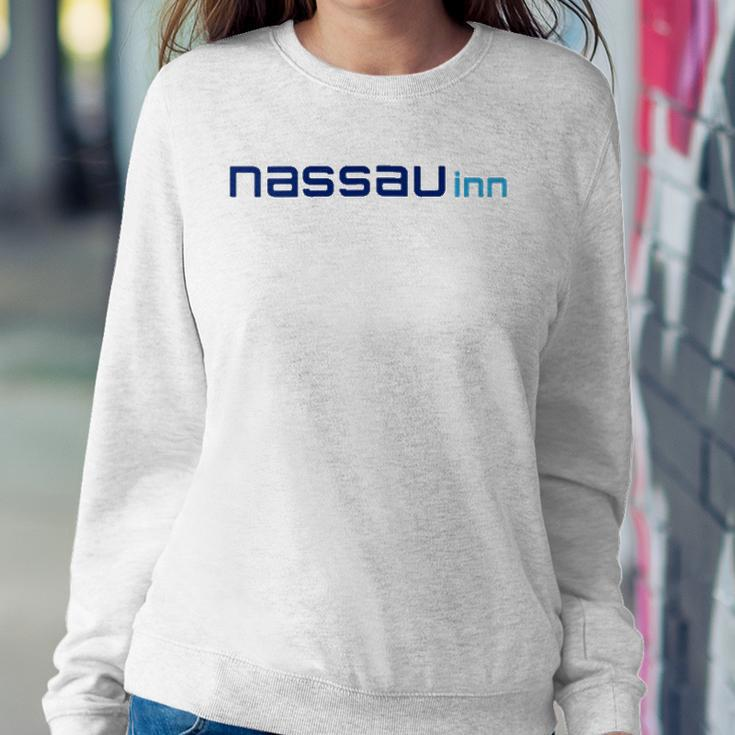 Womens Meet Me At The Nassau Inn Wildwood Crest New Jersey Sweatshirt Gifts for Her