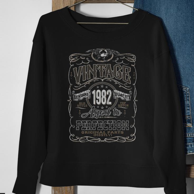 1982 Birthday Vintage 1982 Aged To Perfection Sweatshirt Gifts for Old Women