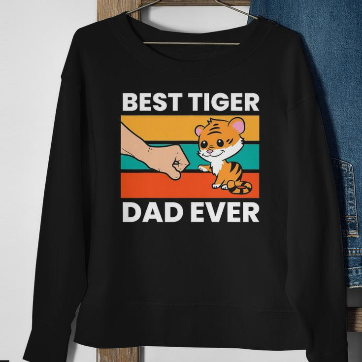 Best Tiger Dad Ever Happy Fathers Day Sweatshirt Gifts for Old Women