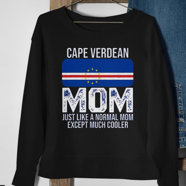 Cape Verdean Mom Cape Verde Flag Design For Mothers Day Sweatshirt Gifts for Old Women
