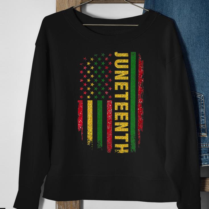 Juneteenth Us Flag Black King Melanin Dad Men Fathers Day Sweatshirt Gifts for Old Women