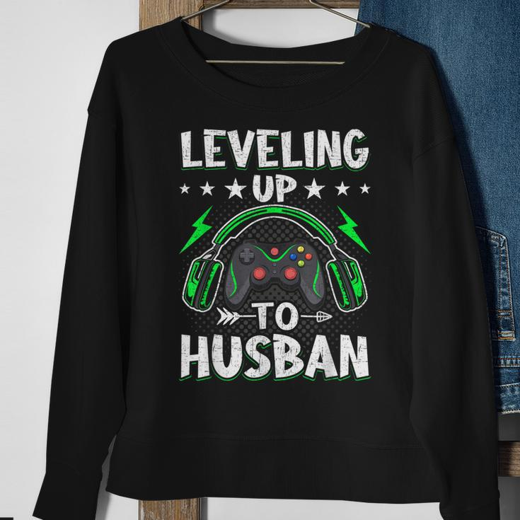 Leveling Up To Husban Husband Video Gamer Gaming Sweatshirt Gifts for Old Women