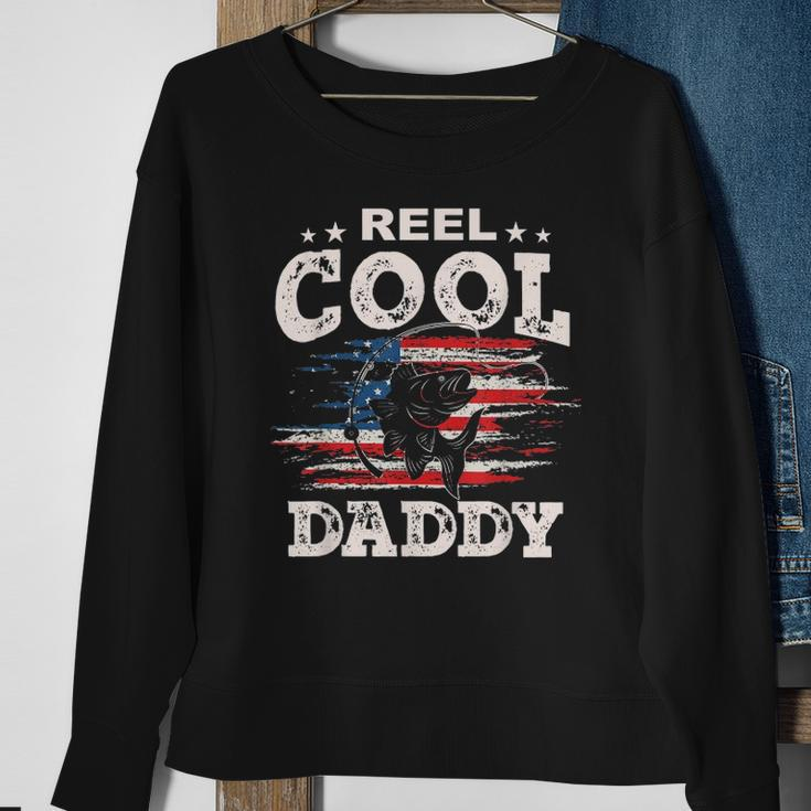 Mens Gift For Fathers Day Tee - Fishing Reel Cool Daddy Sweatshirt Gifts for Old Women