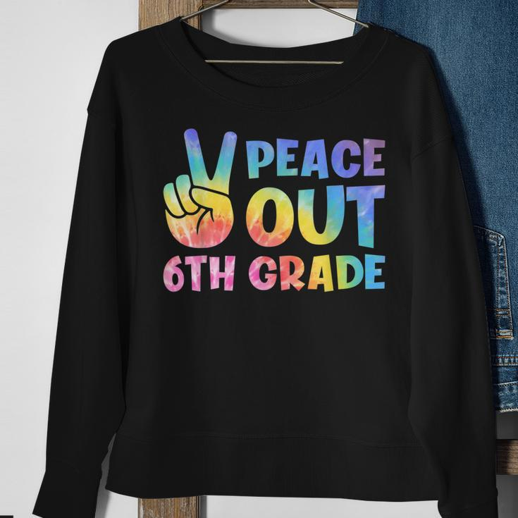Peace Out 6Th Grade 2022 Graduate Happy Last Day Of School Sweatshirt Gifts for Old Women