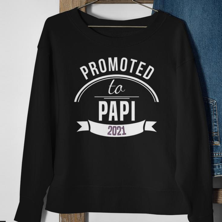 Promoted To Papi Est 2021 Gift First Time Dad Fathers Day Sweatshirt Gifts for Old Women