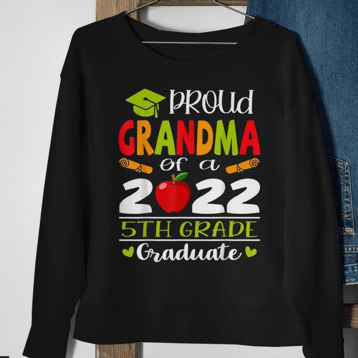 Proud Grandma Of A Class Of 2022 5Th Grade Graduate Sweatshirt Gifts for Old Women