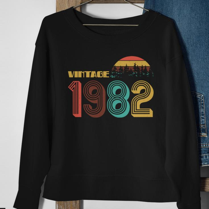 Vintage 1982 Sun Wilderness 40Th Birthday Sweatshirt Gifts for Old Women