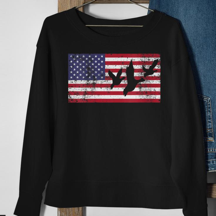 Womens 4Th Of July American Flag Hunting Hunter Geese Goose Dad Usa Sweatshirt Gifts for Old Women