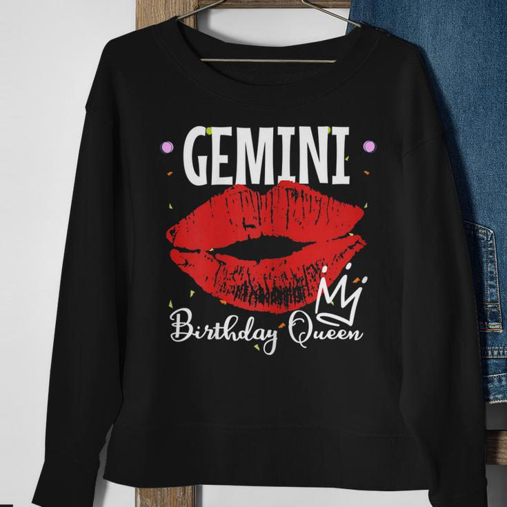 Womens Gemini Birthday Queen Sweatshirt Gifts for Old Women