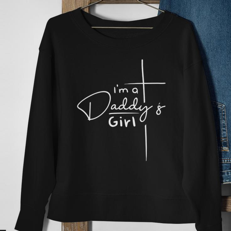 Womens Im A Daddys Girl - Christian Gifts - Funny Faith Based V-Neck Sweatshirt Gifts for Old Women