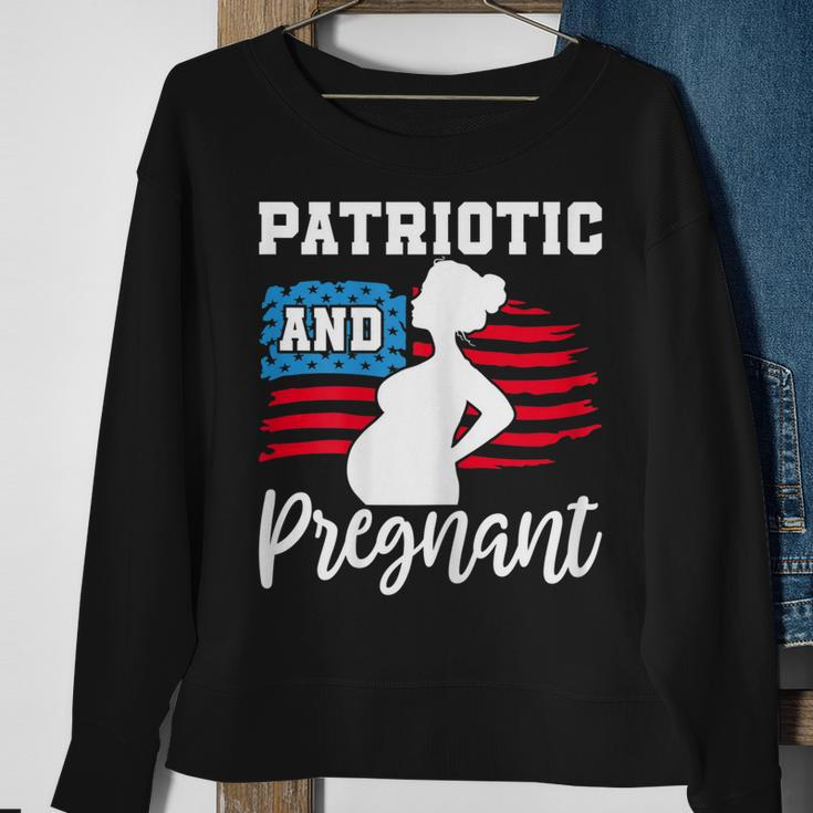 Womens Patriotic And Pregnant Baby Reveal 4Th Of July Pregnancy Sweatshirt Gifts for Old Women