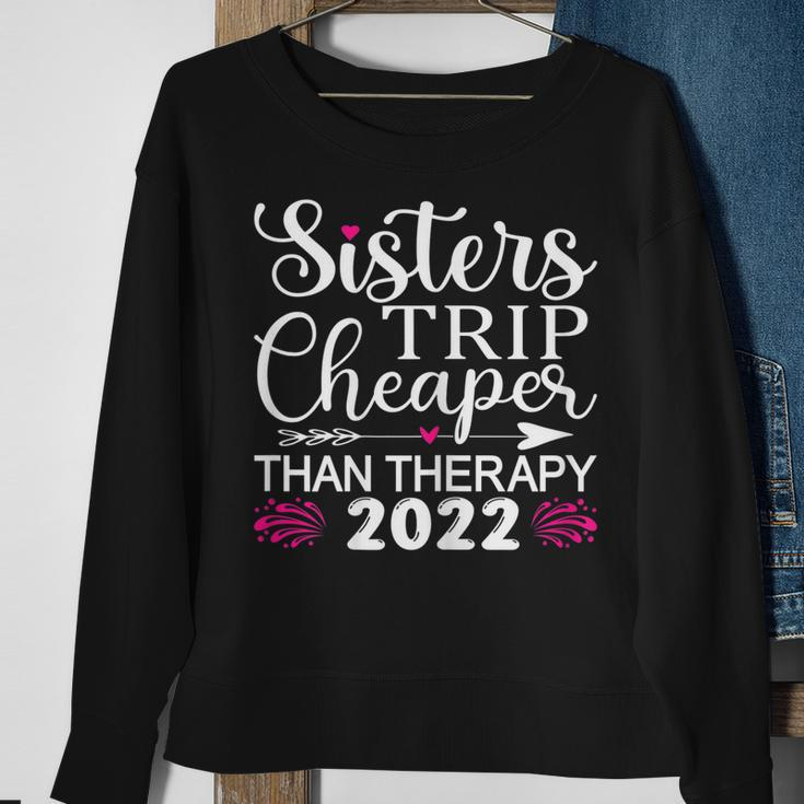 Womens Sisters Trip 2022 Weekend Vacation Lover Girls Road Trip  V2 Sweatshirt Gifts for Old Women