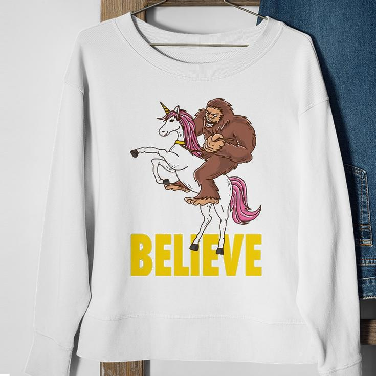 Bigfoot Unicorn Sasquatch Tee Men Women Kids Gift Sweatshirt Gifts for Old Women