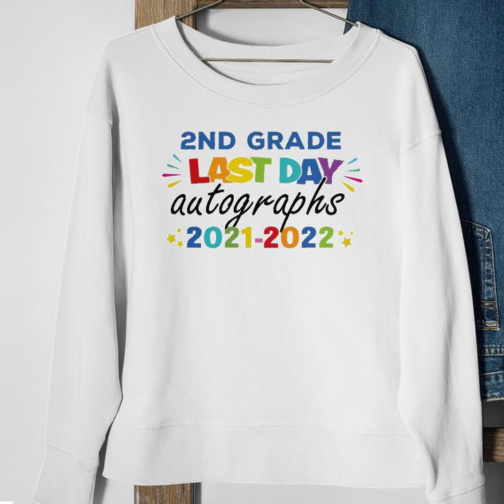 Last Day Autographs For 2Nd Grade Kids And Teachers 2022 Education Sweatshirt Gifts for Old Women