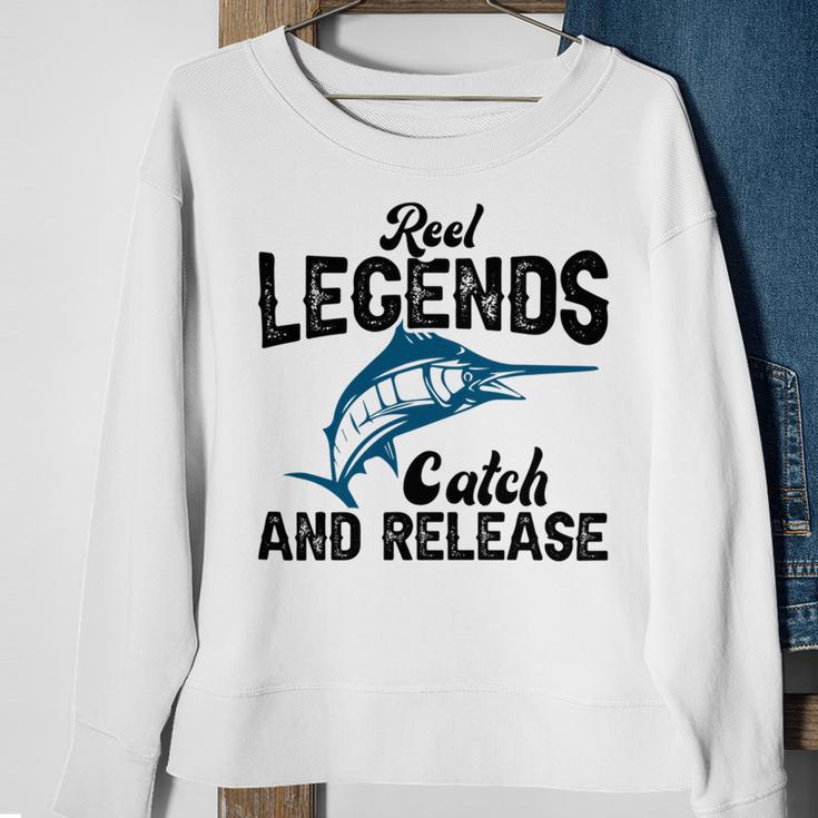 Loving Fish Reel Legends Catch And Release Sweatshirt Gifts for Old Women