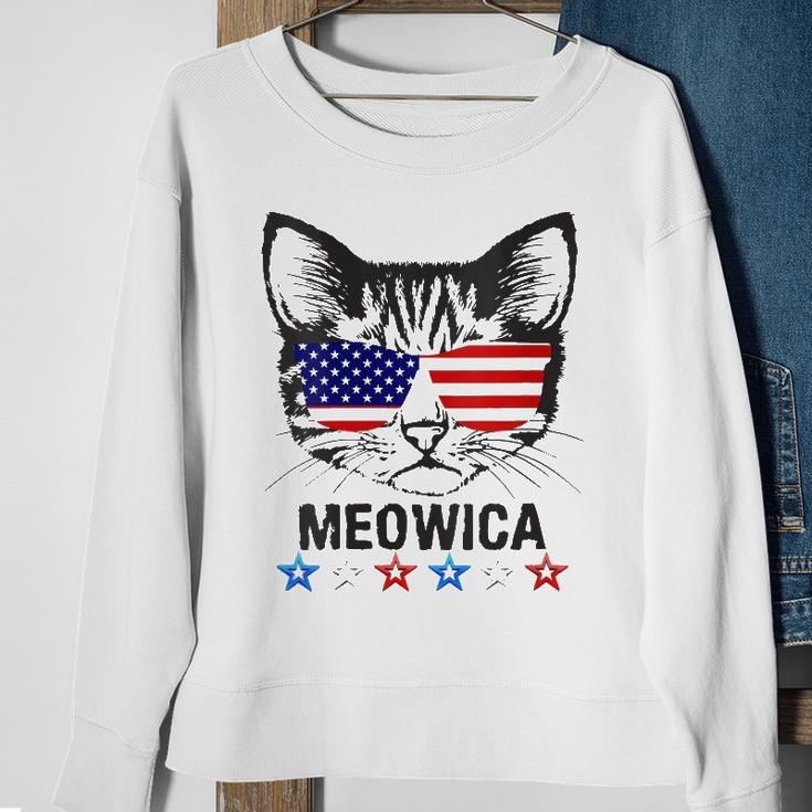 Womens 4Th Of July American Flag Cat Meowica V-Neck Sweatshirt Gifts for Old Women