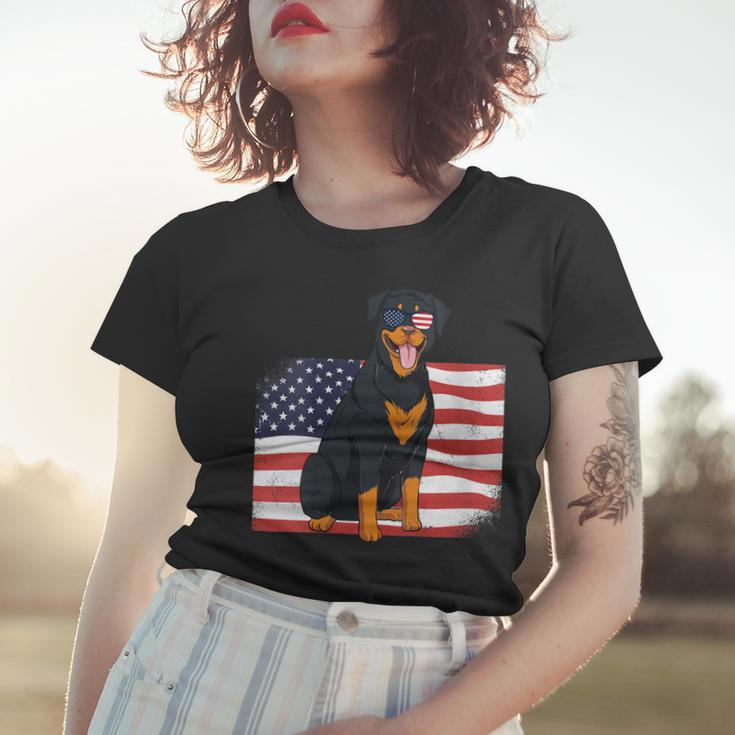 Womens Rottie Dad & Mom American Flag 4Th Of July Usa Rottweiler Women T-shirt Gifts for Her