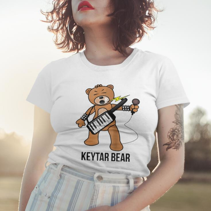 Boston Keytar Bear Street Performer Keyboard Playing Gift Raglan Baseball Tee Women T-shirt Gifts for Her