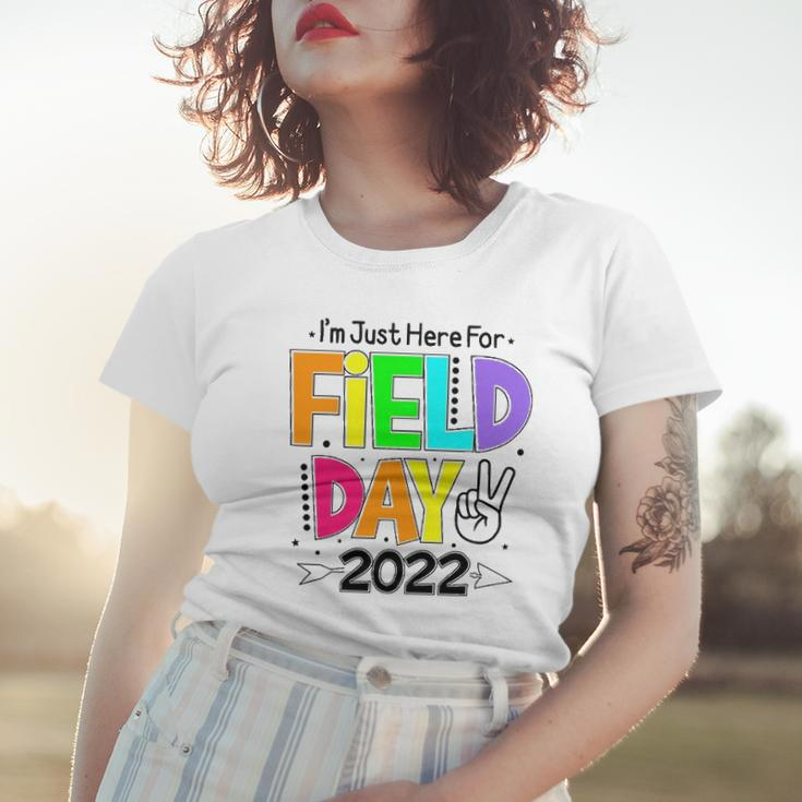 School Field Day Teacher Im Just Here For Field Day 2022 Peace Sign Women T-shirt Gifts for Her