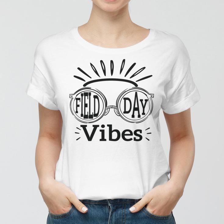 Happy Field Day Field Day Tee Kids Graduation School Fun Day V8 Women T-shirt