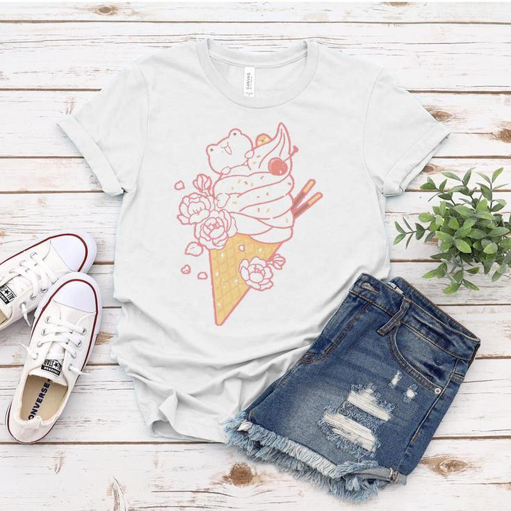 Frog Ice Cream Cone Cute Kawaii Aesthetic Women T-shirt Unique Gifts
