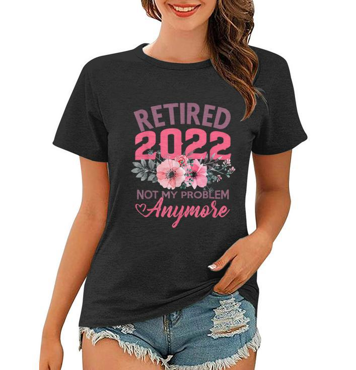 Retired 2022 Shirt Retirement Gifts For Women 2022 Cute Pink  V2 Women T-shirt