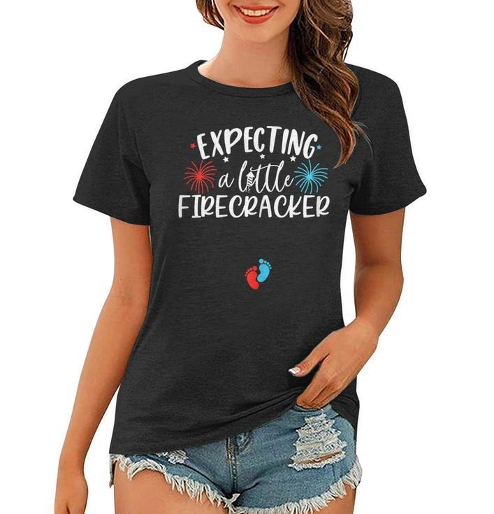 Womens Expecting A Little Firecracker Funny 4Th Of July Pregnant  Women T-shirt