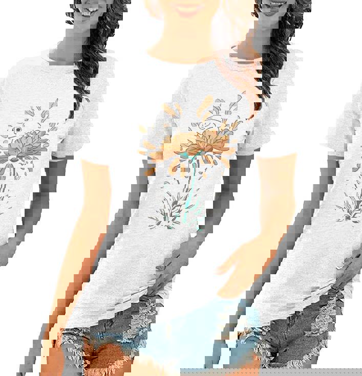 Frog On Flowers Nature Flower Leaves Petals Women T-shirt