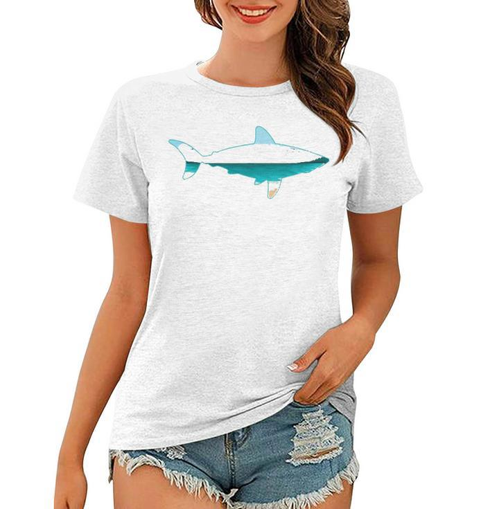 Great White Shark Print With Landscape - Shark Lover Women T-shirt