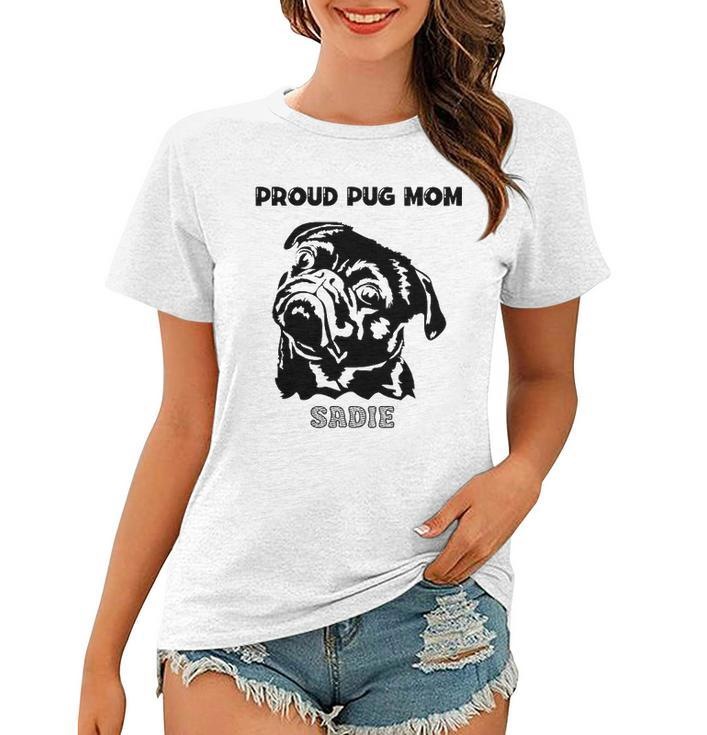 Proud Pug Mom With Pug Portrait Women T-shirt