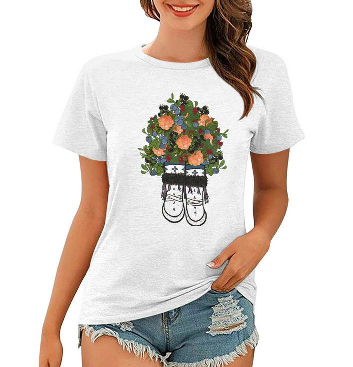 Womens Peach Flower On Boots Lovers Gift Women T-shirt