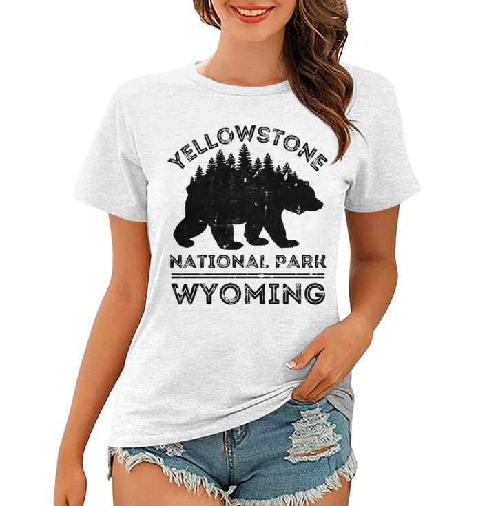 Yellowstone National Park Wyoming Bear Nature Hiking Women T-shirt