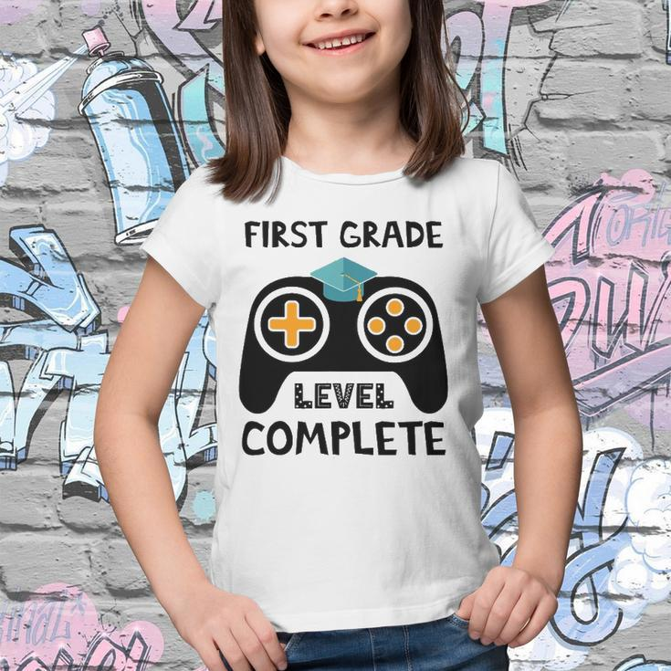 Funny First Grade Level Complete 2022 Last Day End Of School Youth T-shirt