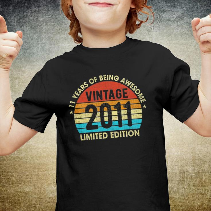 11 Years Old Vintage 2011 Limitededition Retro 11Th Birthday Youth T-shirt