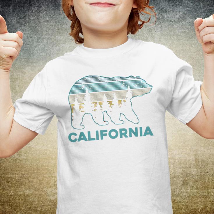 California Bear Vintage Retro Nature Hiking Souvenir 465 Trending Shirt Youth T-shirt