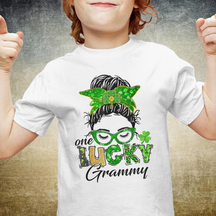 One Lucky Grammy St Patricks Day Messy Bun Mom Irish Youth T-shirt