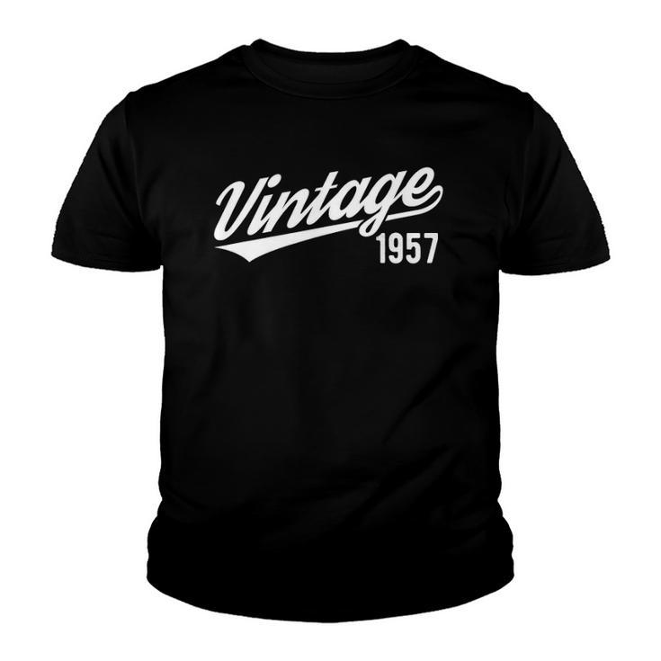 Born In 1957 Vintage 65Th Birthday Turning 65 Years Old Youth T-shirt