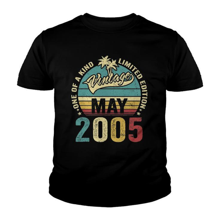 Vintage 17 Years Old May 2005 Decorations 17Th Birthday Youth T-shirt