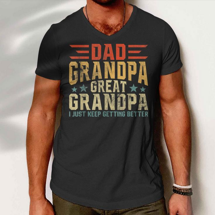 Mens Fathers Day From Grandkids Dad Grandpa Great Grandpa Men V-Neck Tshirt