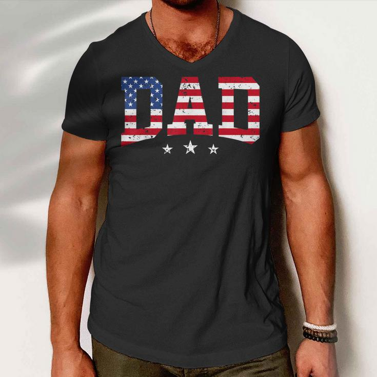 Mens Vintage Dad Fathers Day American Flag Usa Dad 4Th Of July Men V-Neck Tshirt