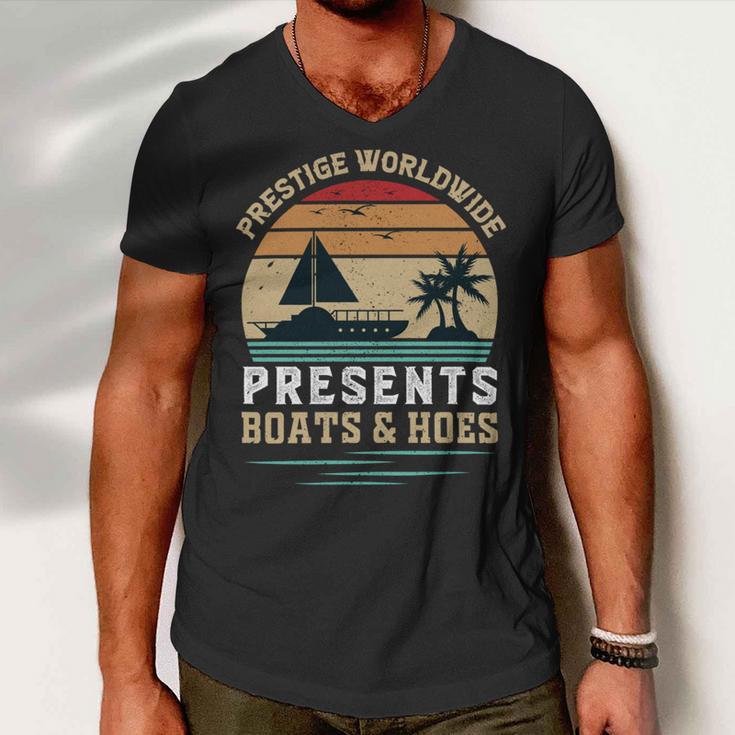 Prestigeworldwide Presentsboats Andhoes Vintage Funny Boating Boating Gifts Men V-Neck Tshirt