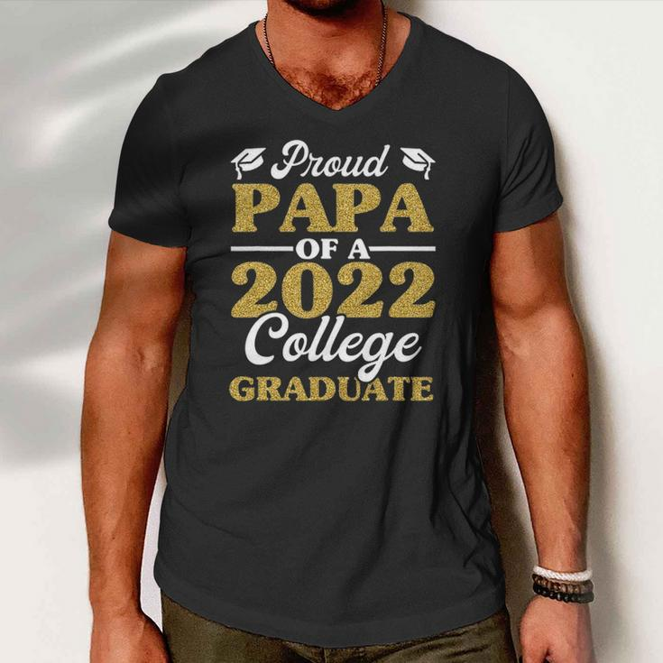 Proud Papa Of 2022 College Graduate Grandpa Graduation Men V-Neck Tshirt