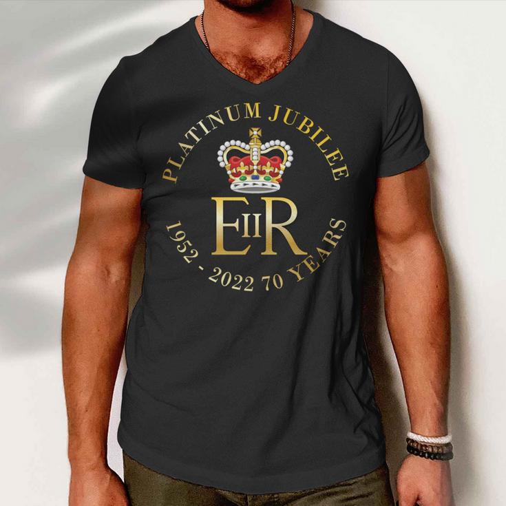 Queens Platinum Jubilee V2 Men V-Neck Tshirt