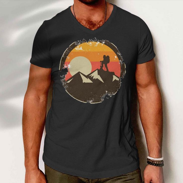 Vintage Retro Rock Climber 161 Shirt Men V-Neck Tshirt